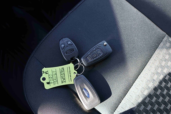 Ford Transit 28 of 28