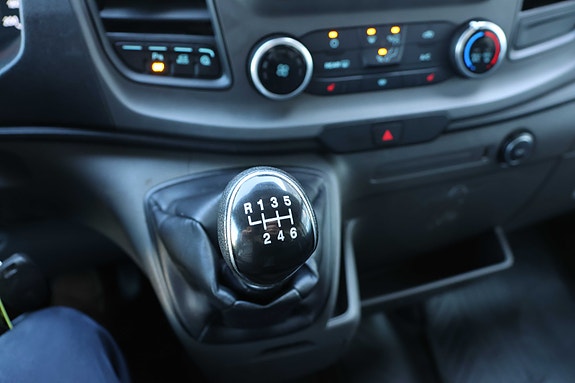 Ford Transit 23 of 28