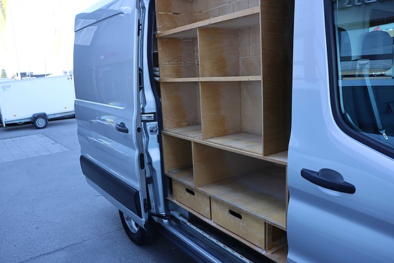 Ford Transit 7 of 28