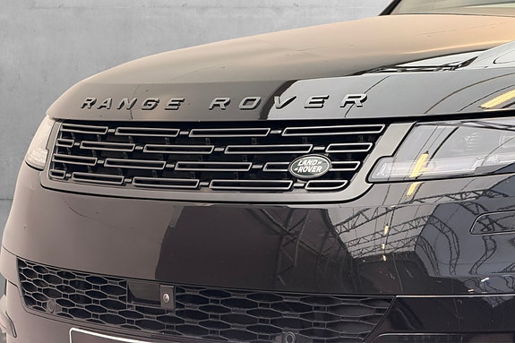 Land Rover Range Rover Sport 3 of 30