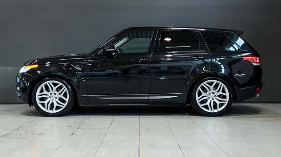 Land Rover Range Rover Sport 3 of 30