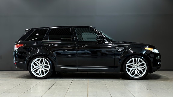 Land Rover Range Rover Sport 9 of 30