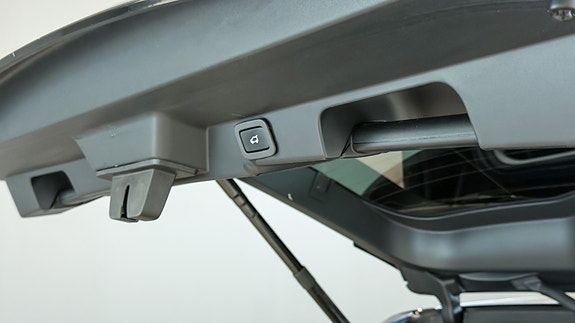 Land Rover Range Rover Sport 26 of 30