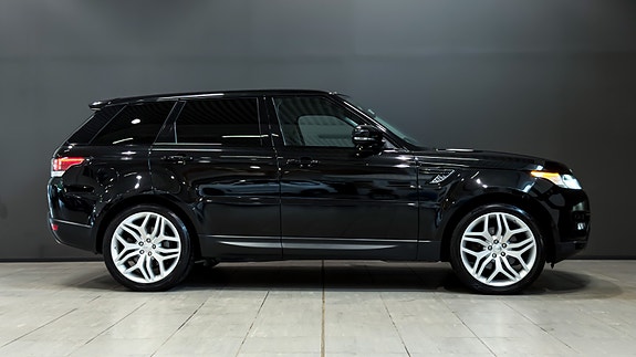 Land Rover Range Rover Sport 8 of 30