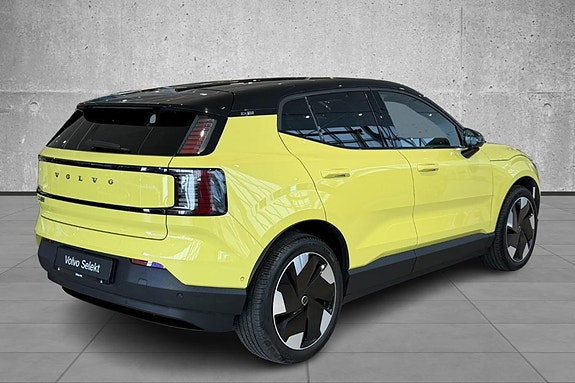 Volvo EX30 7 of 30