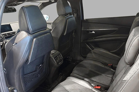 Peugeot 5008 18 of 23