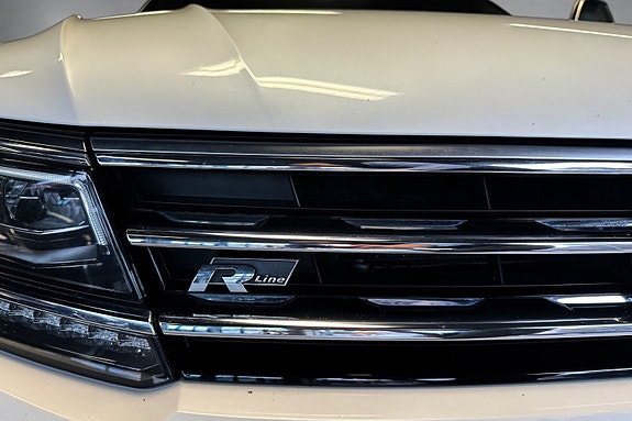 Volkswagen Tiguan 11 of 30