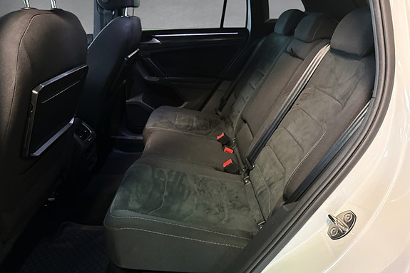 Volkswagen Tiguan 16 of 30