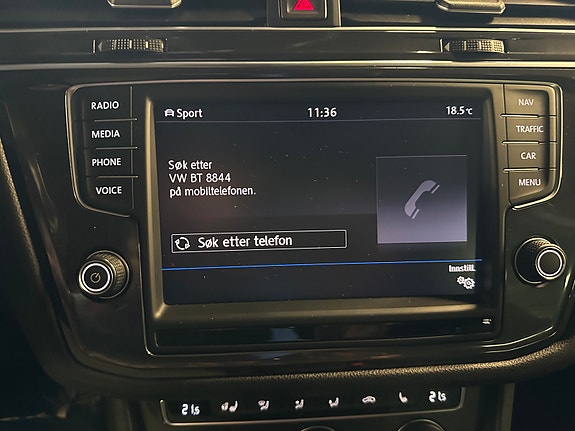 Volkswagen Tiguan 27 of 30