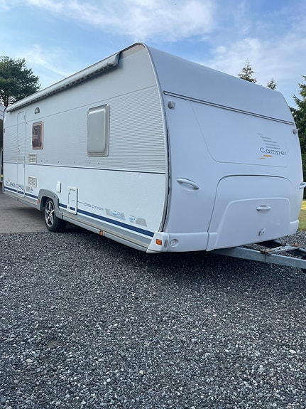 Dethleffs Camper 560 kmfe 2 of 27