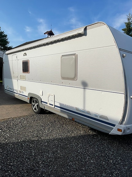Dethleffs Camper 560 kmfe 8 of 27