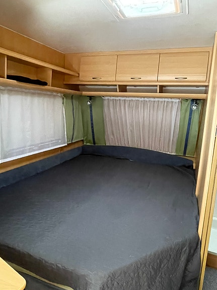 Dethleffs Camper 560 kmfe 24 of 27