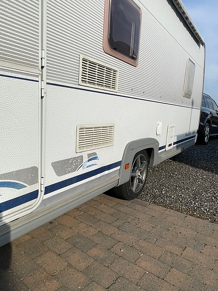 Dethleffs Camper 560 kmfe 10 of 27