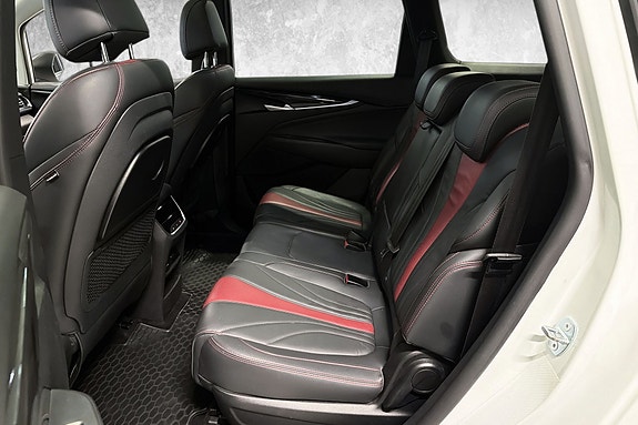 Maxus Euniq 5 11 of 23