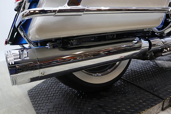 Harley-Davidson Electra Glide Revival 114 2 of 24
