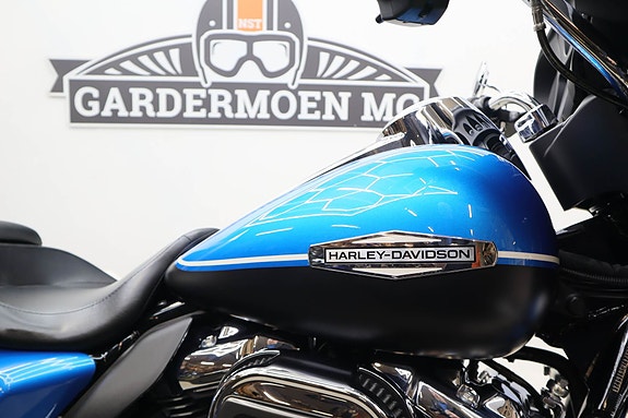 Harley-Davidson Electra Glide Revival 114 24 of 24
