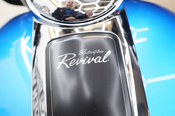 Harley-Davidson Electra Glide Revival 114 19 of 24