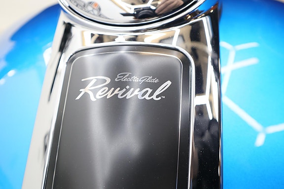 Harley-Davidson Electra Glide Revival 114 17 of 24