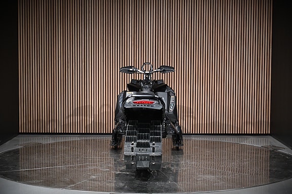 Ski-doo Summit X Expert 850 E-TEC Turbo 4 of 13
