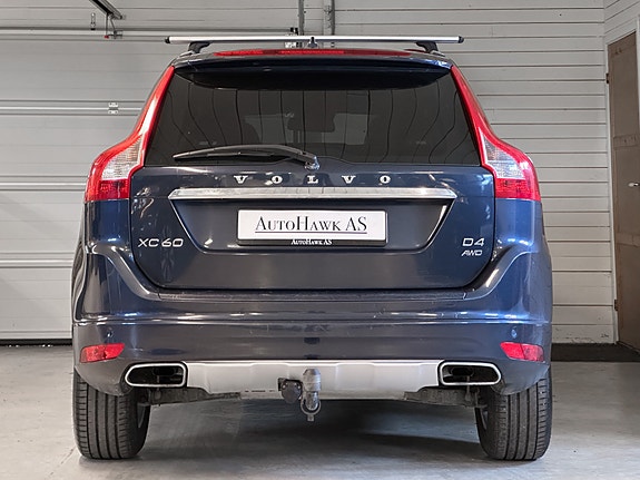 Volvo XC60 4 of 30