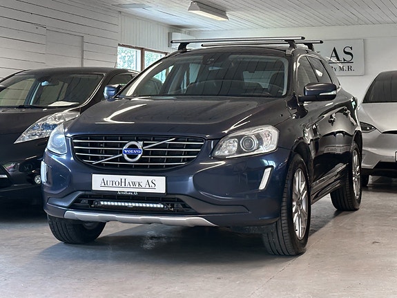 Volvo XC60 2 of 30
