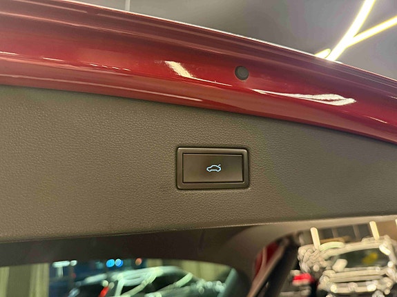 Volkswagen Tiguan 26 of 30