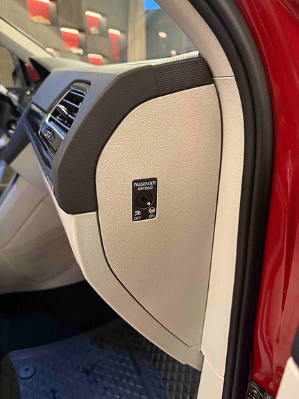 Volkswagen Tiguan 14 of 30