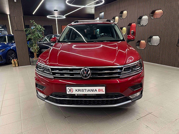 Volkswagen Tiguan 4 of 30