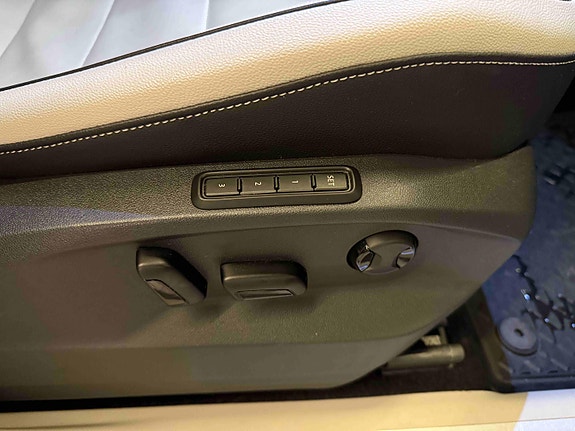 Volkswagen Tiguan 13 of 30