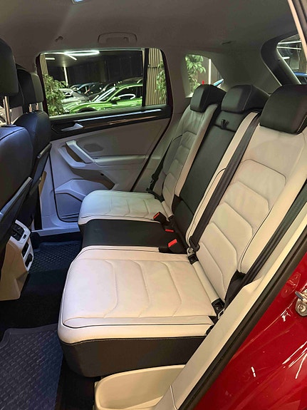 Volkswagen Tiguan 28 of 30