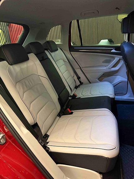 Volkswagen Tiguan 17 of 30