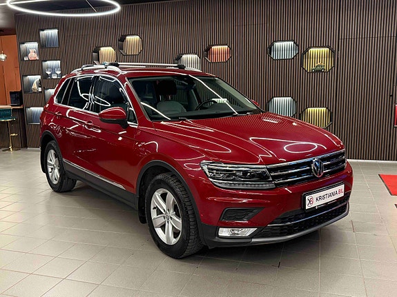 Volkswagen Tiguan 3 of 30