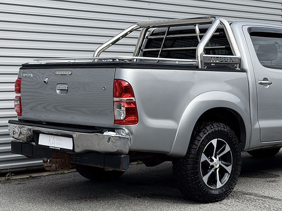 Toyota HiLux 7 of 22