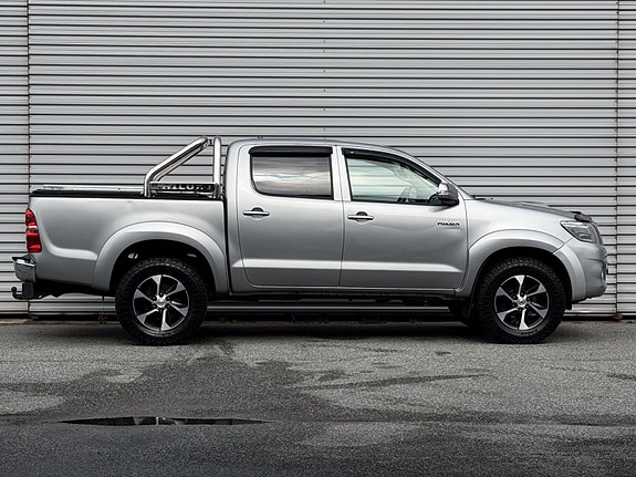 Toyota HiLux 6 of 22
