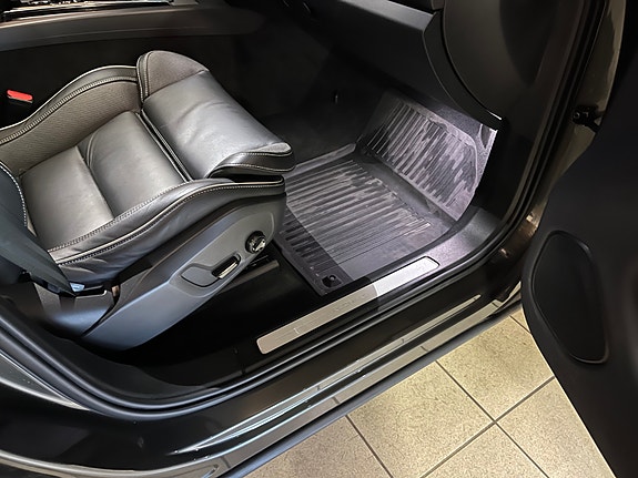 Volvo XC60 28 of 30