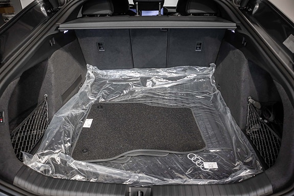 Audi A6 e-tron 29 of 30