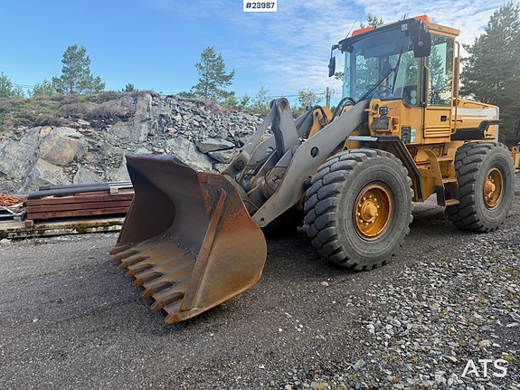 Volvo L70C hjullaster m/ 2 skuffer 2 of 27