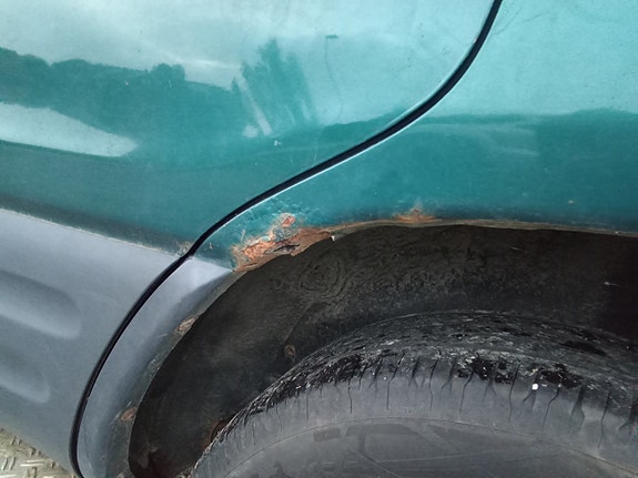 Toyota RAV4 9 of 19