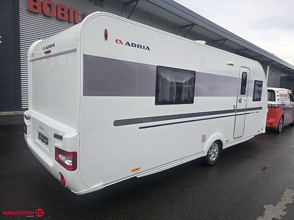 Adria ADORA 572 UT // Hydraulsike støtte ben, elektriske labber 7 of 24