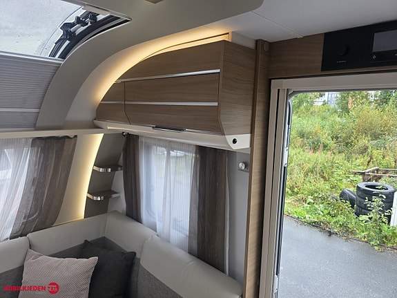 Adria ADORA 572 UT // Hydraulsike støtte ben, elektriske labber 13 of 24