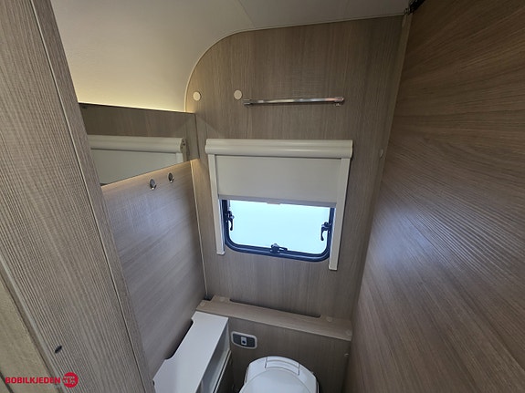 Adria ADORA 572 UT // Hydraulsike støtte ben, elektriske labber 19 of 24