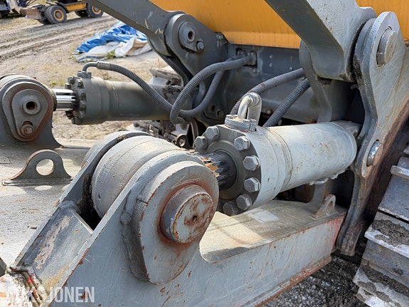 Liebherr PR 744 L Bulldoser 17 of 30