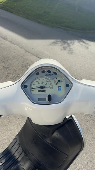 Vespa LX 50 6 of 6