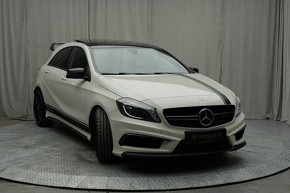 Mercedes-Benz A45 4 of 30
