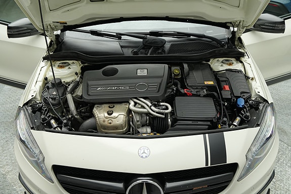 Mercedes-Benz A45 17 of 30