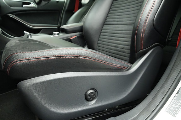 Mercedes-Benz A45 23 of 30