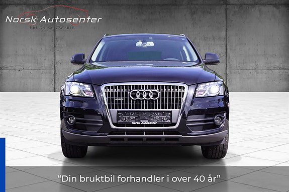 Audi Q5 2 of 30