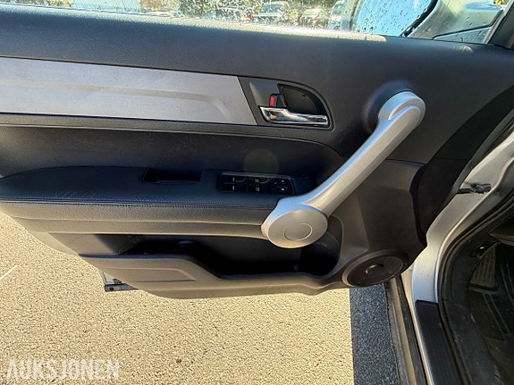 Honda CR-V 24 of 30
