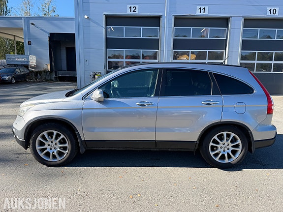 Honda CR-V 2 of 30
