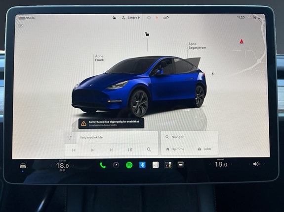 Tesla Model Y 17 of 30